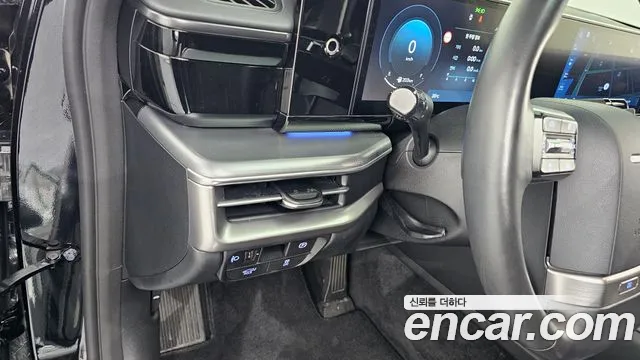 Hyundai Grandeur Grandeur (GN7) — Фото автомобиля 16