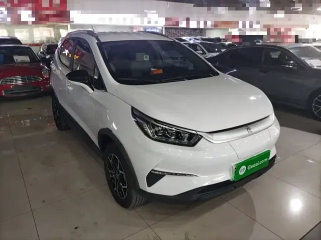 BYD Yuan Pro — Фото автомобиля 3