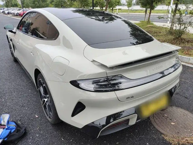 Xiaomi SU7 — Фото автомобиля 4