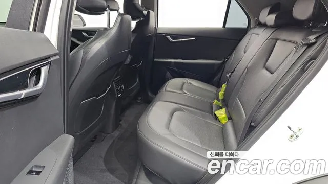 Kia Niro — Фото автомобиля 18