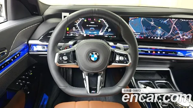 BMW 7-Series 7 серия (G70) 740i xDrive M Sport — Фото автомобиля 12
