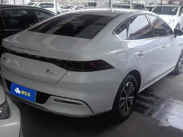 BYD Qin PLUS — Фото автомобиля 3