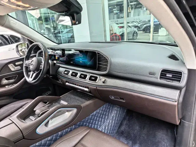 Mercedes-Benz GLE-Class — Фото автомобиля 7