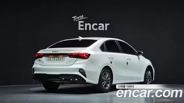 Kia K3 — Фото автомобиля 2