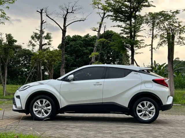 Toyota IZOA — Фото автомобиля 8