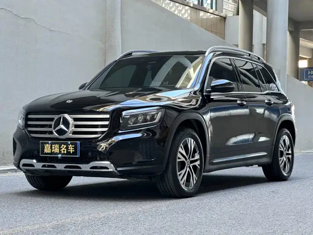 Фотография автомобиля — Mercedes-Benz GLB-Class
