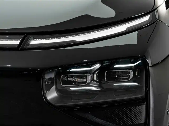 Xpeng G9 — Фото автомобиля 4
