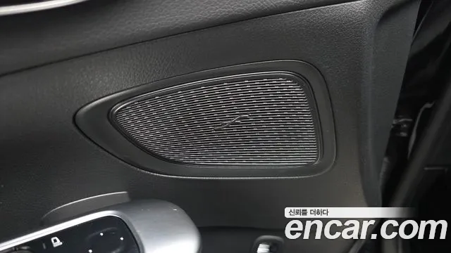 Mercedes-Benz C-Class — Фото автомобиля 26