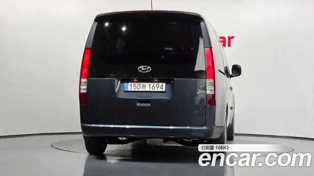 Hyundai Staria — Фото автомобиля 4