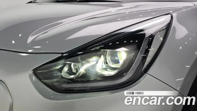 Kia Niro Niro Plus Air — Фото автомобиля 21