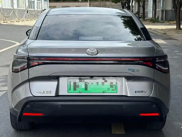 Toyota bZ3 — Фото автомобиля 14