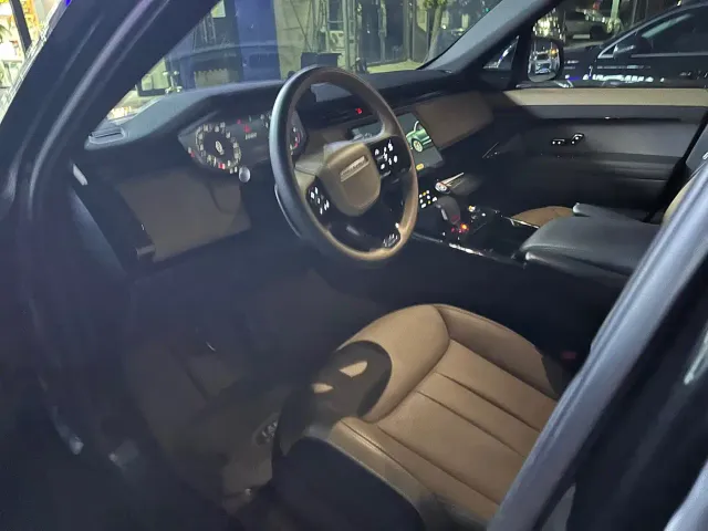 Land Rover Range Rover Sport — Фото автомобиля 7
