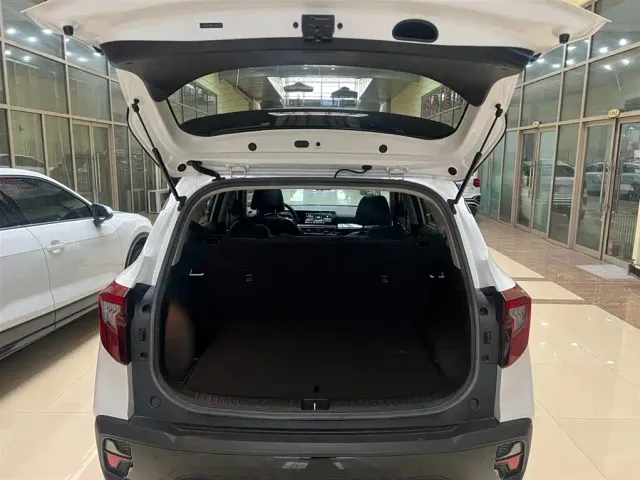Kia Seltos — Фото автомобиля 18