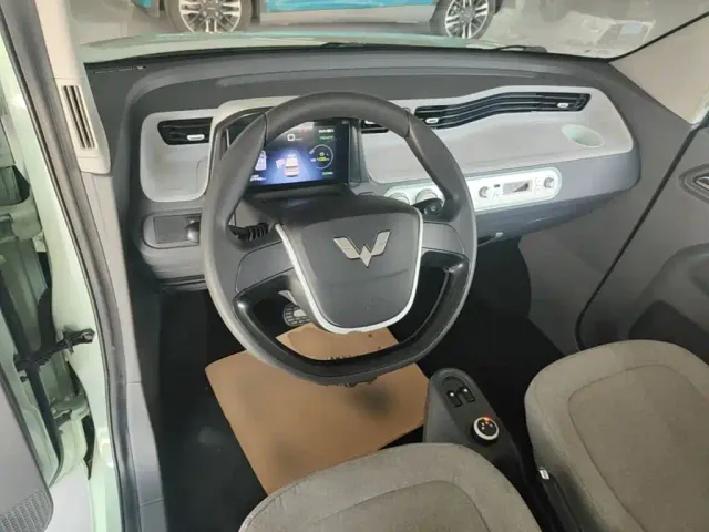 Wuling Hongguang Mini EV — Фото автомобиля 9