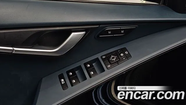 Kia Niro The All New Niro Signature — Фото автомобиля 16