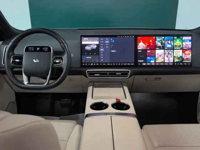 Li Auto L9 — Фото автомобиля 12