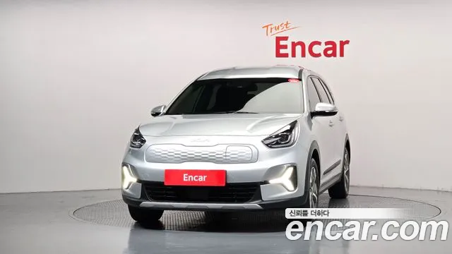 Kia Niro — Фото автомобиля 3