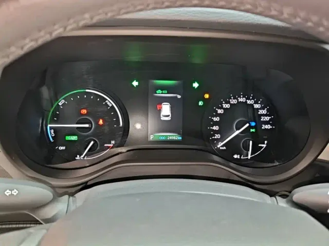 Toyota Sienna — Фото автомобиля 11