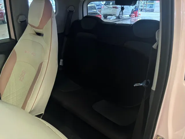 Wuling Hongguang Mini EV — Фото автомобиля 7
