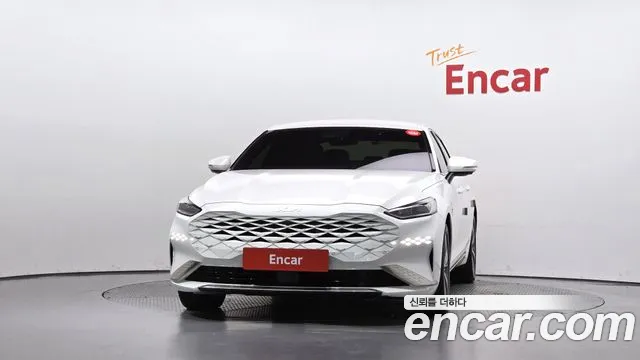 Kia K8 Hybrid — Фото автомобиля 3