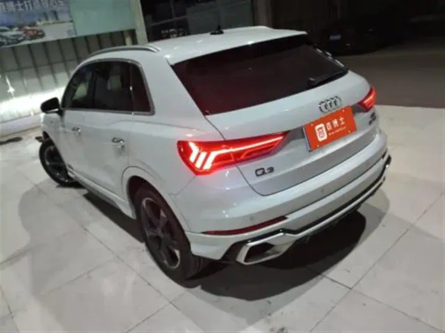 Audi Q3 — Фото автомобиля 6