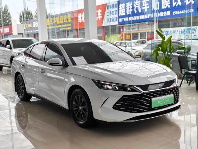 BYD Qin L — Фото автомобиля 3