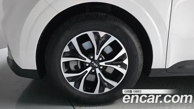 Kia Canival Carnival 4 поколение Дизель 9 мест Prestige — Фото автомобиля 5