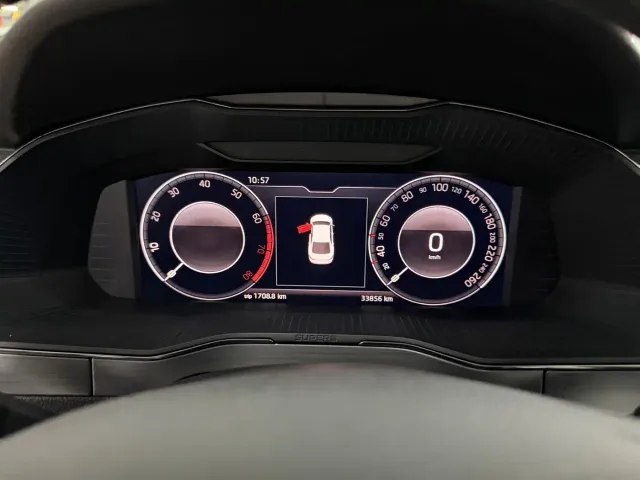 Skoda Superb — Фото автомобиля 5