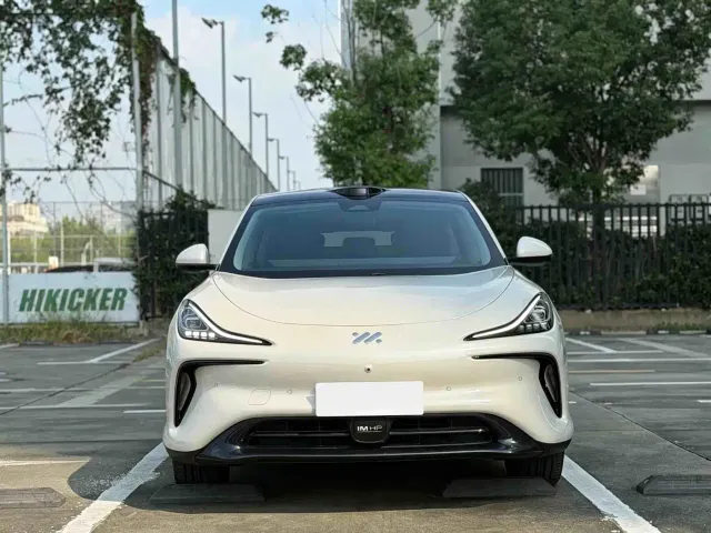 IM Motors LS6 — Фото автомобиля 2
