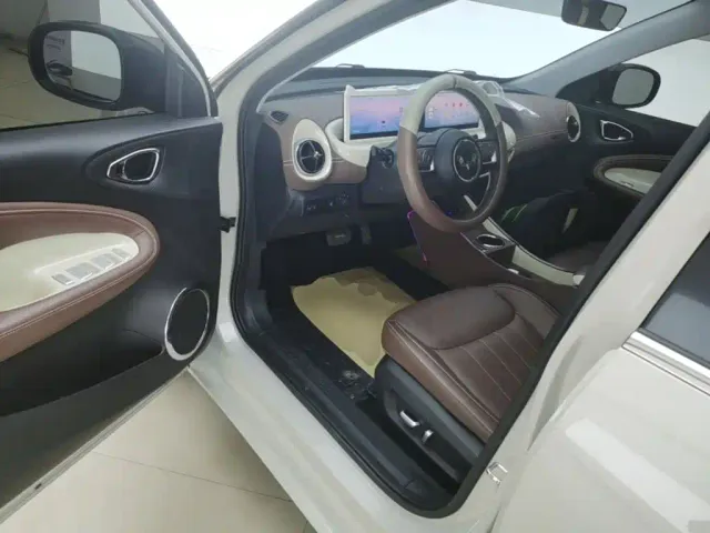 Wuling Bingo — Фото автомобиля 15