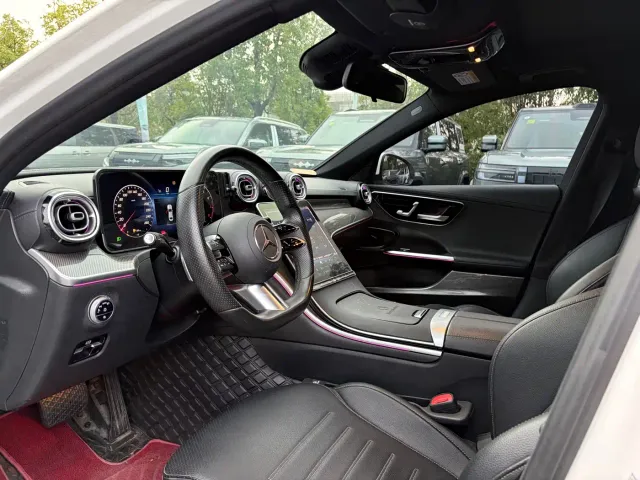 Mercedes-Benz C-Class — Фото автомобиля 4
