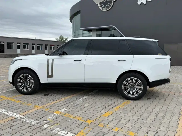 Land Rover Range Rover — Фото автомобиля 13