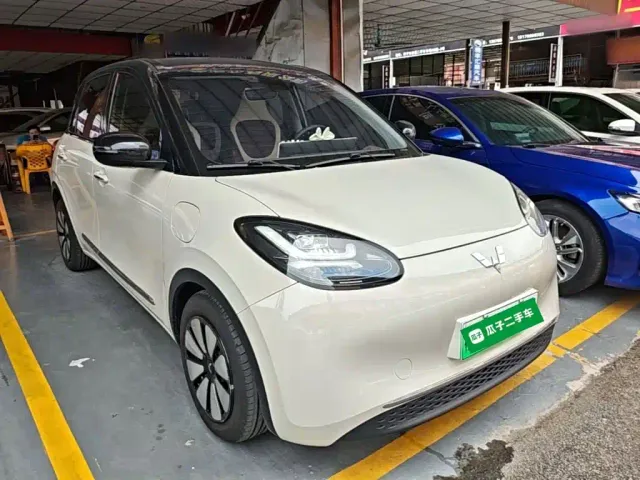 Wuling Bingo — Фото автомобиля 3