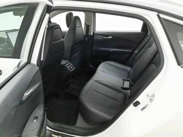 Changan Eado — Фото автомобиля 15