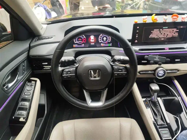 Honda Accord — Фото автомобиля 6