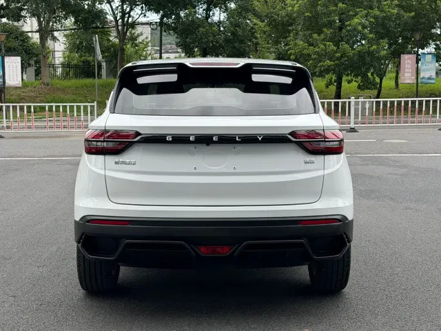 Geely Binyue — Фото автомобиля 6