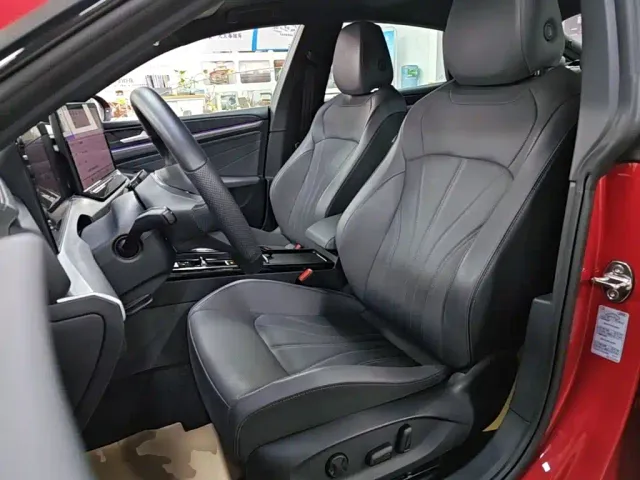 Volkswagen Lamando — Фото автомобиля 14