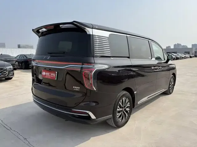 Hongqi HQ9 — Фото автомобиля 6
