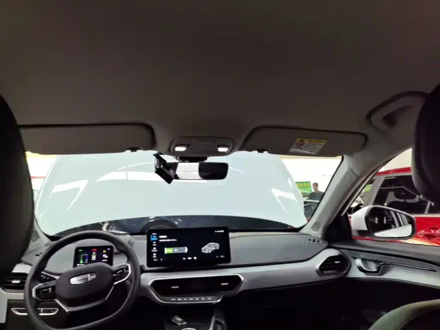 Geely Geometry A — Фото автомобиля 17