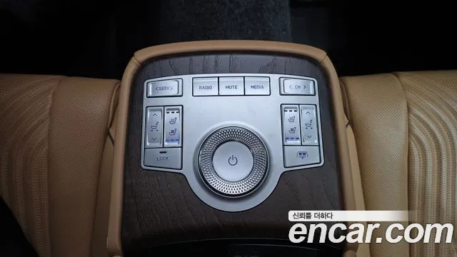 Genesis G80 Бензин 3.5 турбо AWD — Фото автомобиля 19