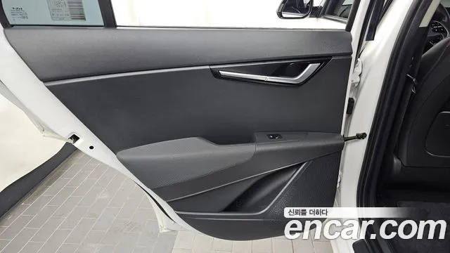 Kia Niro Niro (New) — Фото автомобиля 25