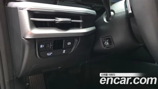 Hyundai Grandeur GN7 — Фото автомобиля 29