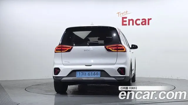 Kia Niro Niro Plus Earth — Фото автомобиля 4