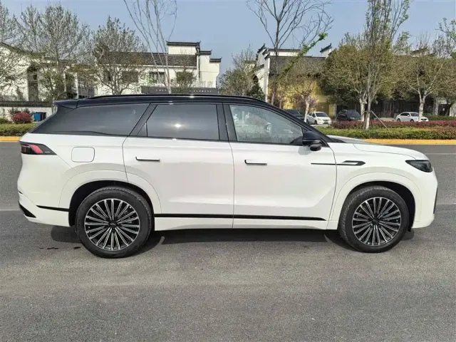 Chery Tiggo 9 — Фото автомобиля 7
