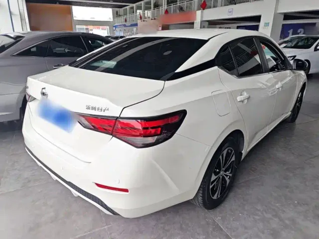 Nissan Sylphy — Фото автомобиля 6