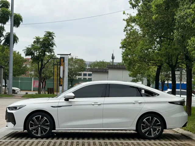 Chery Arrizo 8 PRO — Фото автомобиля 4