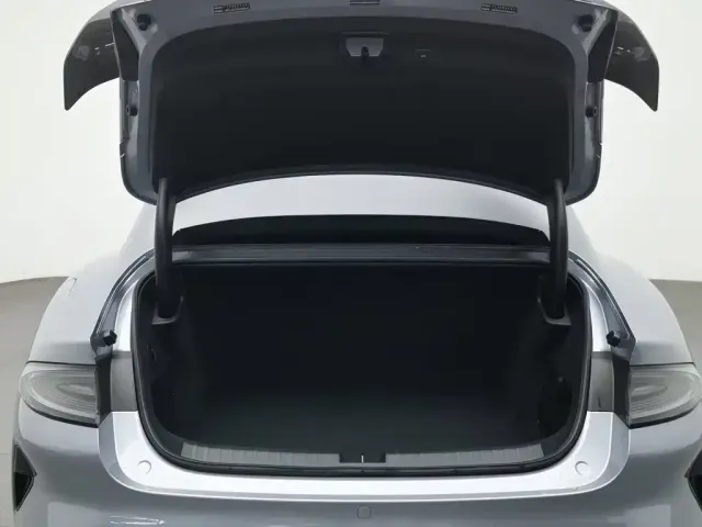 Xiaomi Auto Xiaomi SU7 Ultra 2025 Model Ultra — Фото автомобиля 16