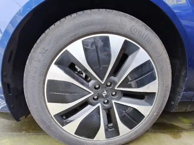Dongfeng E8 M8 — Фото автомобиля 7