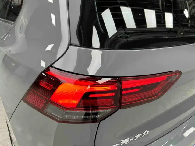 Volkswagen Golf 2023 280TSI DSG Pro — Фото автомобиля 25