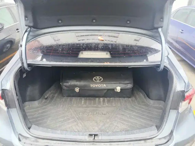 Toyota Corolla — Фото автомобиля 5